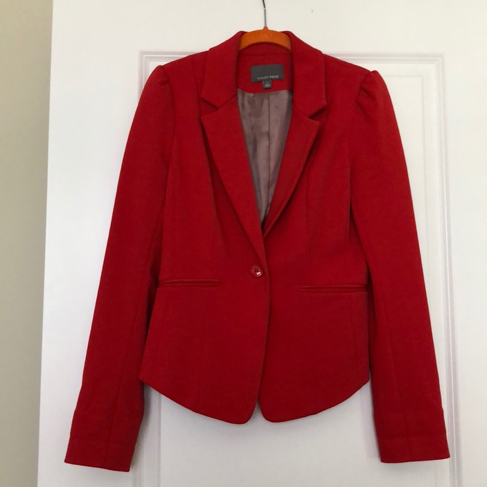 NEVER BEEN WORN red blazer